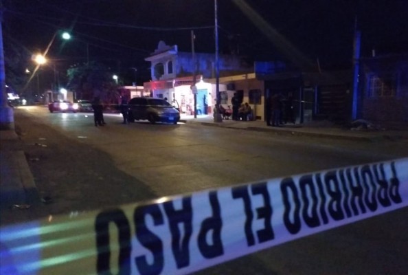 Asesinan a balazos a dos hombres en una vivienda de la Madero, en Mazatlán