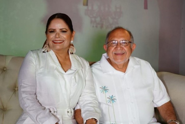 Salud Sinaloa rechaza hacer públicos nombres de funcionarios mazatlecos con Covid-19