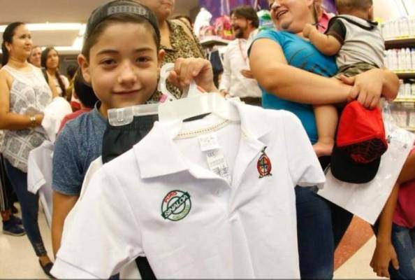 El 4 de mayo inicia registro de textileros para el programa de uniformes escolares... sin el logo ‘Puro Sinaloa’
