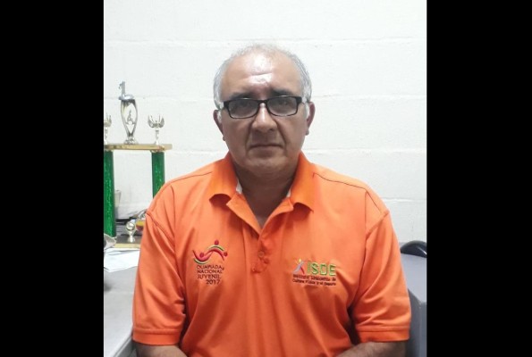 Francisco Javier Duran Carrillo espera que los atletas escuinapenses logren medallas.
