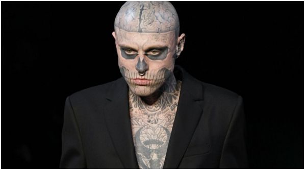 Hallan muerto a Zombie Boy, el modelo tatuado amigo de Lady Gaga