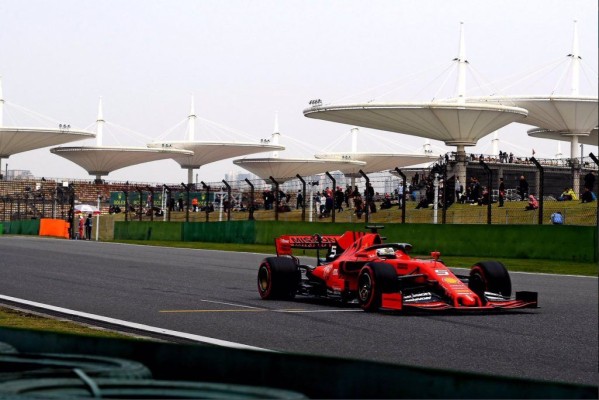 Ferrari busca reducir diferencias con Mercedes en el GP de Azerbaiyán