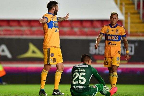 Tigres aplasta a Necaxa en regreso de la Liga MX
