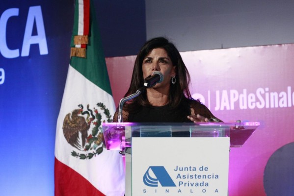 Presenta Adriana Rojo Zazueta su informe a la Junta de Asistencia Privada