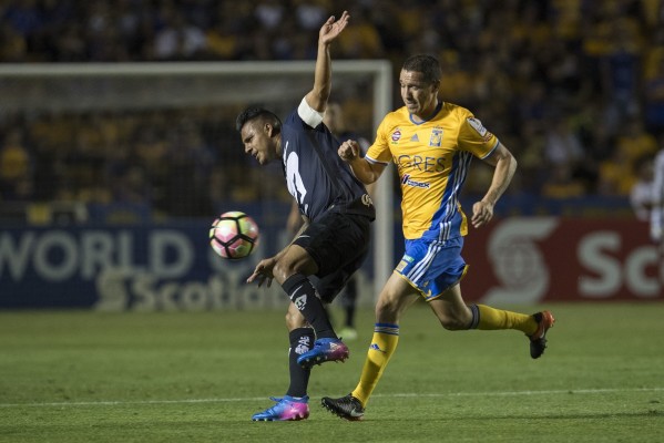 Pumas rescata un empate de garra ante Tigres