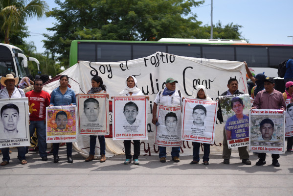 Reforma: Guerreros Unidos mató a 20 indigentes para que PGJ 'tuviera pruebas' del caso Iguala