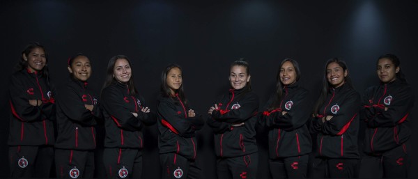 Yesenia Uriarte (tercera de derecha a izquierda) se enrola con su segundo equipo en la Liga MX Femenil. (Foto: Xolos)