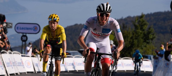 Tadej Pogačar se impone en extenuante ascenso de etapa 15 del Tour de Francia