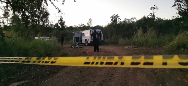 Encuentran cadáver de un hombre decapitado y mutilado de los brazos en el poblado El Limón de los Ramos