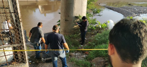Encuentran cuerpo en estado de descomposición flotando en las aguas del canal Recursos en Culiacán