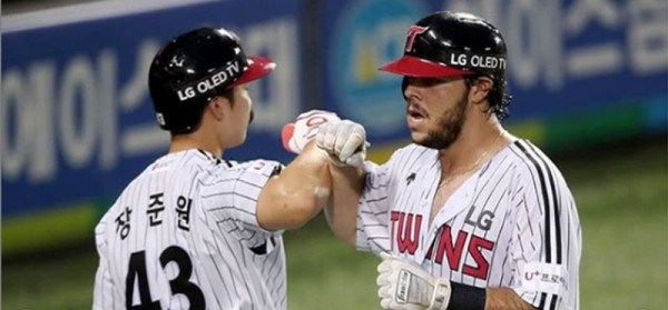 Roberto Ramos pega su cuadrangular 25 en Corea del Sur