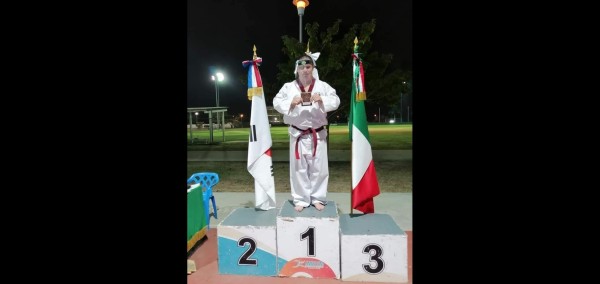 Guillermo Valdez compitió de forma presencial.