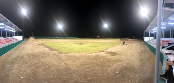 El campo de beisbol de la Unidad Deportiva Julio César Urías está casi terminado.