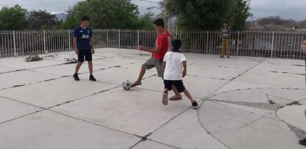 El Torneo Relámpago de Futbol se celebró en la comunidad de Placer.