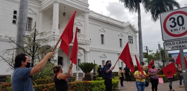 Exigen despensas los antorchistas de Culiacán; amenazan con tomar la Avenida Álvaro Obregón