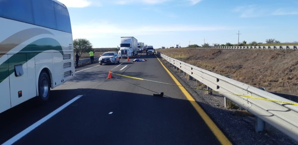 Fallece motociclista tras sufrir un accidente por la Mazatlán-Culiacán, a la altura de La Cruz, Elota