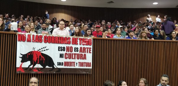 Llega hasta el Congreso repudio a corrida de toros, que se prepara en Mazatlán