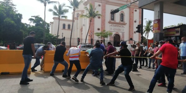 Llama CEDH a locatarios y Ayuntamiento de Culiacán a mediar soluciones