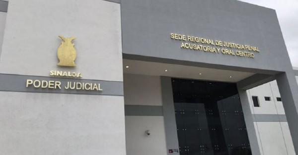 El Magistrado de la Sala de Circuito revocó dos resoluciones dictadas por la Jueza de Control, Anacélida Alarcón Rocha