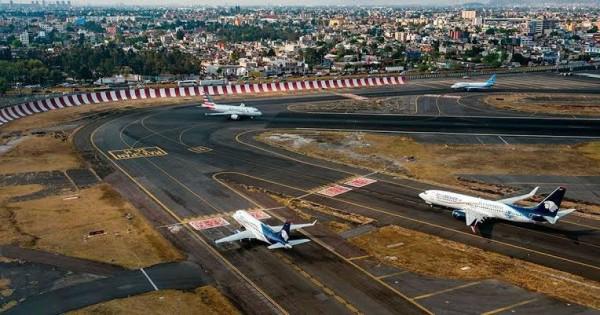En el decreto ordena mudar sus operaciones de carga, del Aeropuerto Internacional de la Ciudad de México Benito Juárez al Aeropuerto Internacional Felipe Ángeles.