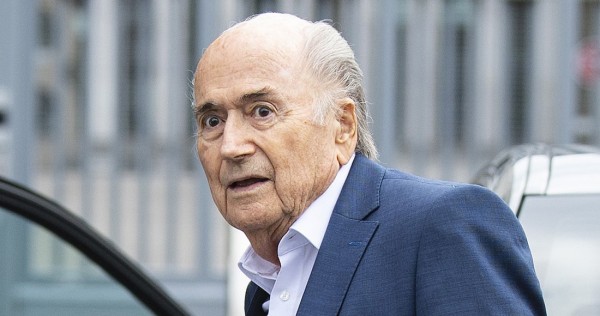 Joseph Blatter, ex presidente de la FIFA, pasó una semana en coma inducido tras operación del corazón