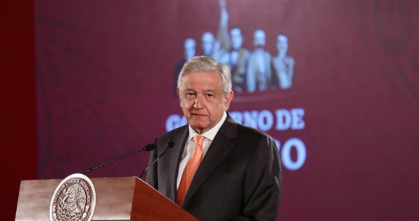 Periodistas mexicanos son insultados o estigmatizados si cuestionan a AMLO: Bloomberg