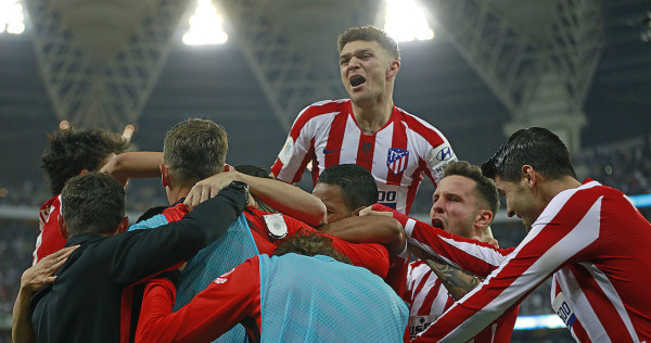 Diez minutos de inspiración llevan al Atlético a vencer 2-3 al Barcelona y alcanzar la final de la Supercopa