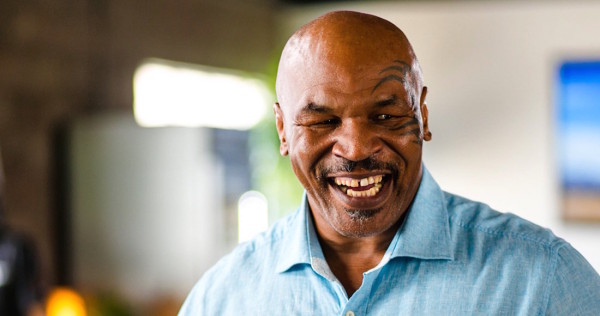 La pelea entre Mike Tyson y Roy Jones Jr. habría sido reprogramada de septiembre a noviembre