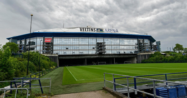 Equipos de la Bundesliga aprueban plan para el retorno del público a los estadios