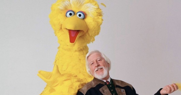 Carroll Spinney, el titiritero detrás de Big Bird en Plaza Sésamo, muere a los 85 años