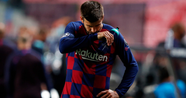 Es una vergüenza, el club necesita cambios, dice Gerard Piqué luego de la derrota del Barcelona