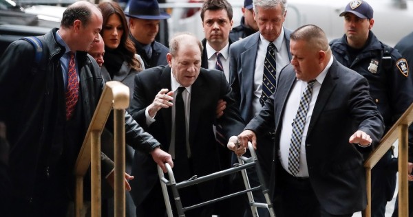 Fiscalía de Los Ángeles acusa al productor Harvey Weisntein de nuevos cargos de violación y agresión sexual