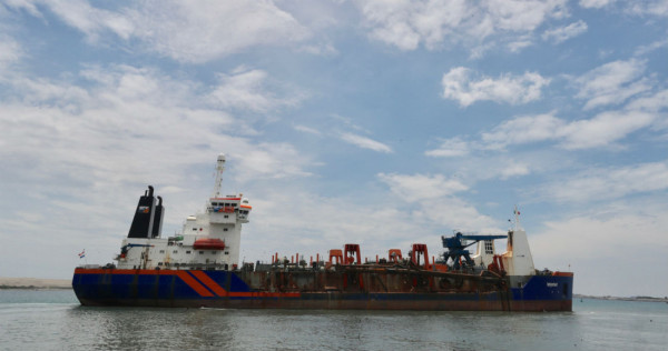 Piratas roban cientos de barcos y plataformas de crudo en Golfo de México