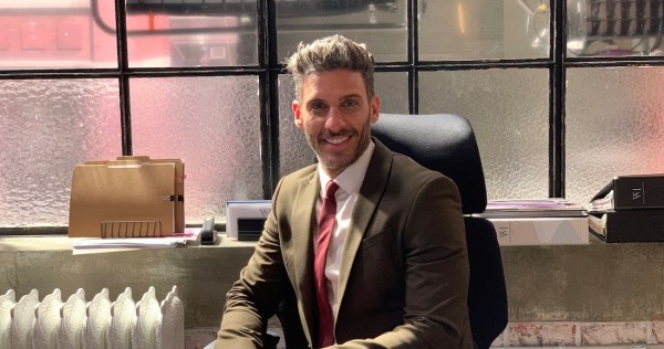 La producción de 100 Días para Enamorarnos de Telemundo suspende sus grabaciones ante coronavirus