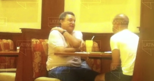 David Léon entregó dinero al hermano del Presidente en 2015. Imagen tomada de video de Latinus.