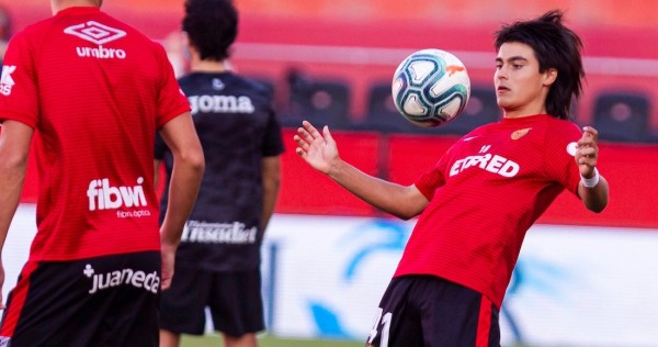 Al igual que Pelé y Maradona, Luka Romero se suma a la lista de quinceañeros precoces del futbol