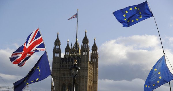 El Parlamento británico rechaza petición del Primer Ministro para votar el Brexit a 10 días del plazo final