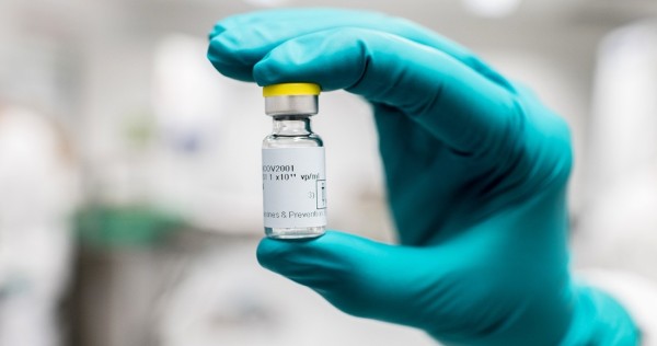 El mayor fabricante de vacunas, ubicado en India, dará a 3 dólares la dosis para Covid-19 a México y a otros países
