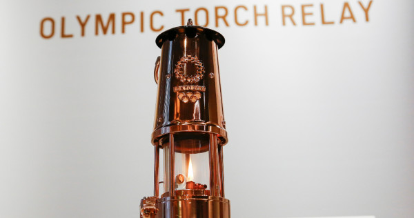 El fuego para la llama olímpica llegó a Japón procedente de Grecia en marzo.