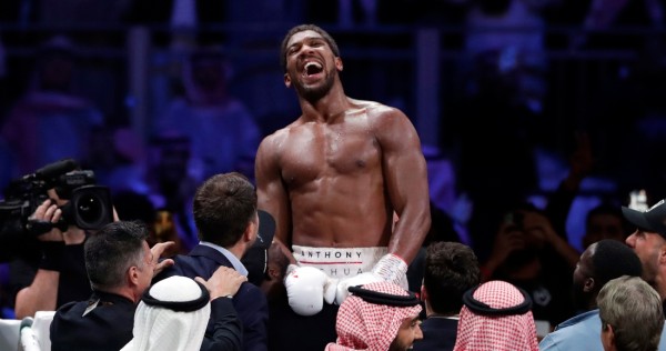 Pelea entre Anthony Joshua y Kubrat Pulev podría cambiar de escenario y realizarse sin público