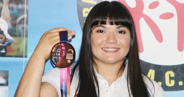 Alexa Moreno pasa a la final de salto en Copa del Mundo