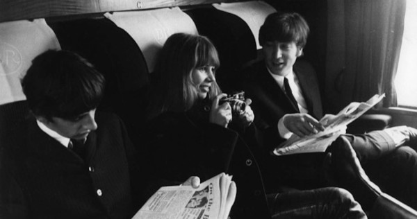 Astrid Kirchherr, la mujer que tomó las primeras y más impactantes Fotos de The Beatles