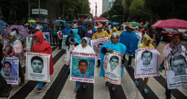 Un Juez libera a al menos 21 policías vinculados con la desaparición de los 43 normalistas de Ayotzinapa
