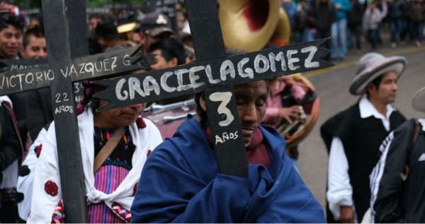 La organización Sociedad Civil Las Abejas de Acteal realizó la conmemoración de la masacre realizada por grupos paramilitares en 1997, donde mataron a 45 personas. Foto: Isabel Mateos, Cuartoscuro