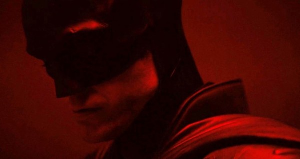 VIDEO: Matt Reeves revela el primer vistazo de Robert Pattinson enfundado en el traje de Batman