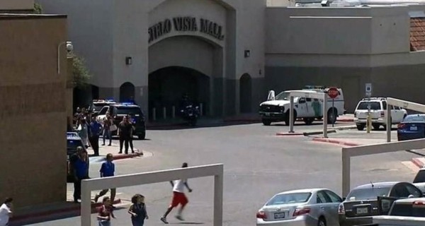 Múltiples víctimas tras un tiroteo en plaza comercial de El Paso, Texas