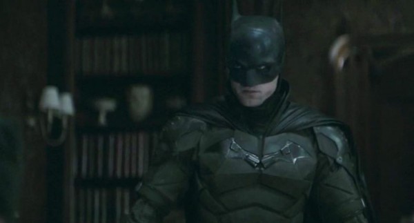 Catwoman y Bruce Wayne protagonizan las FOTOS y VIDEOS filtrados del rodaje de The Batman