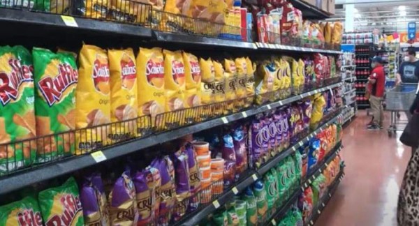 Comerciantes se oponen a prohibición de comida chatarra