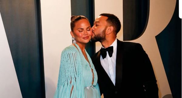 Chrissy Teigen y John Legend. Foto: Tomada de nytimes.com