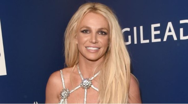 Britney Spears festeja sus 39 años con una canción inédita